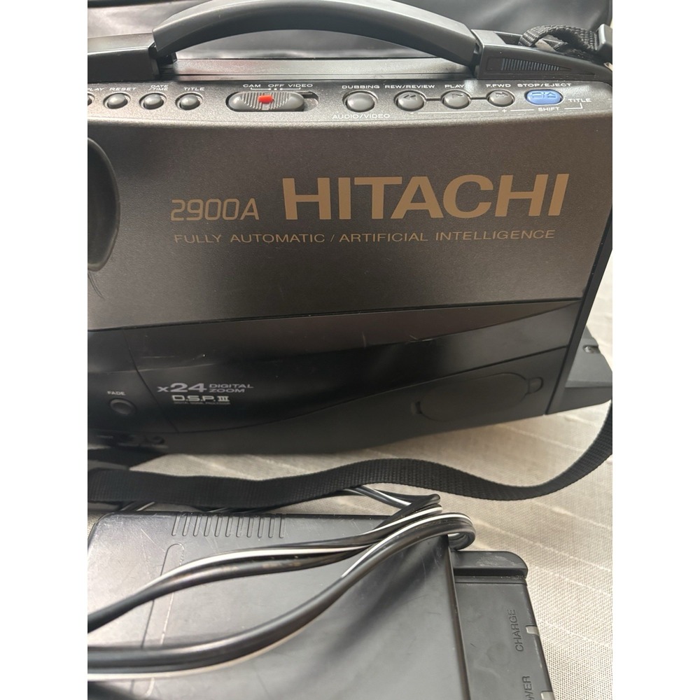 Hitachi 2900A Camcorder With Bag, Battery Charger And Battery- Parts Only!!!